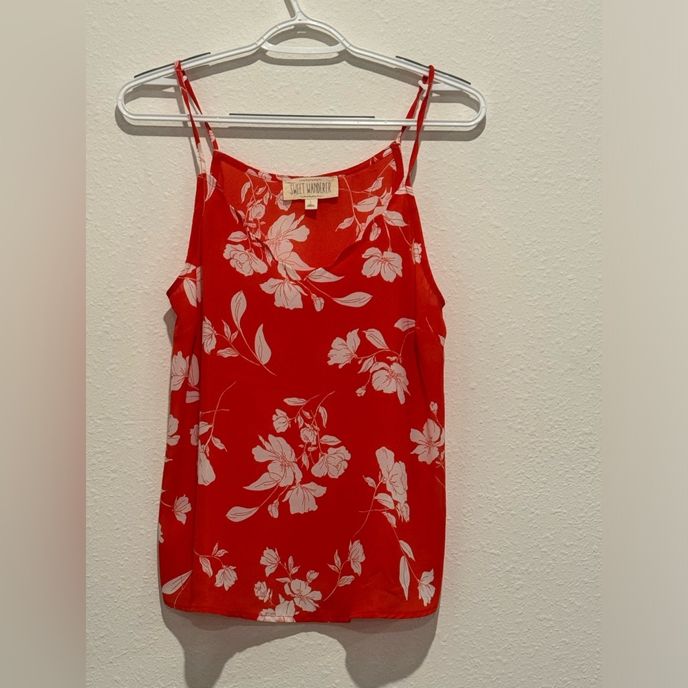 Sweet Wanderer Floral Top